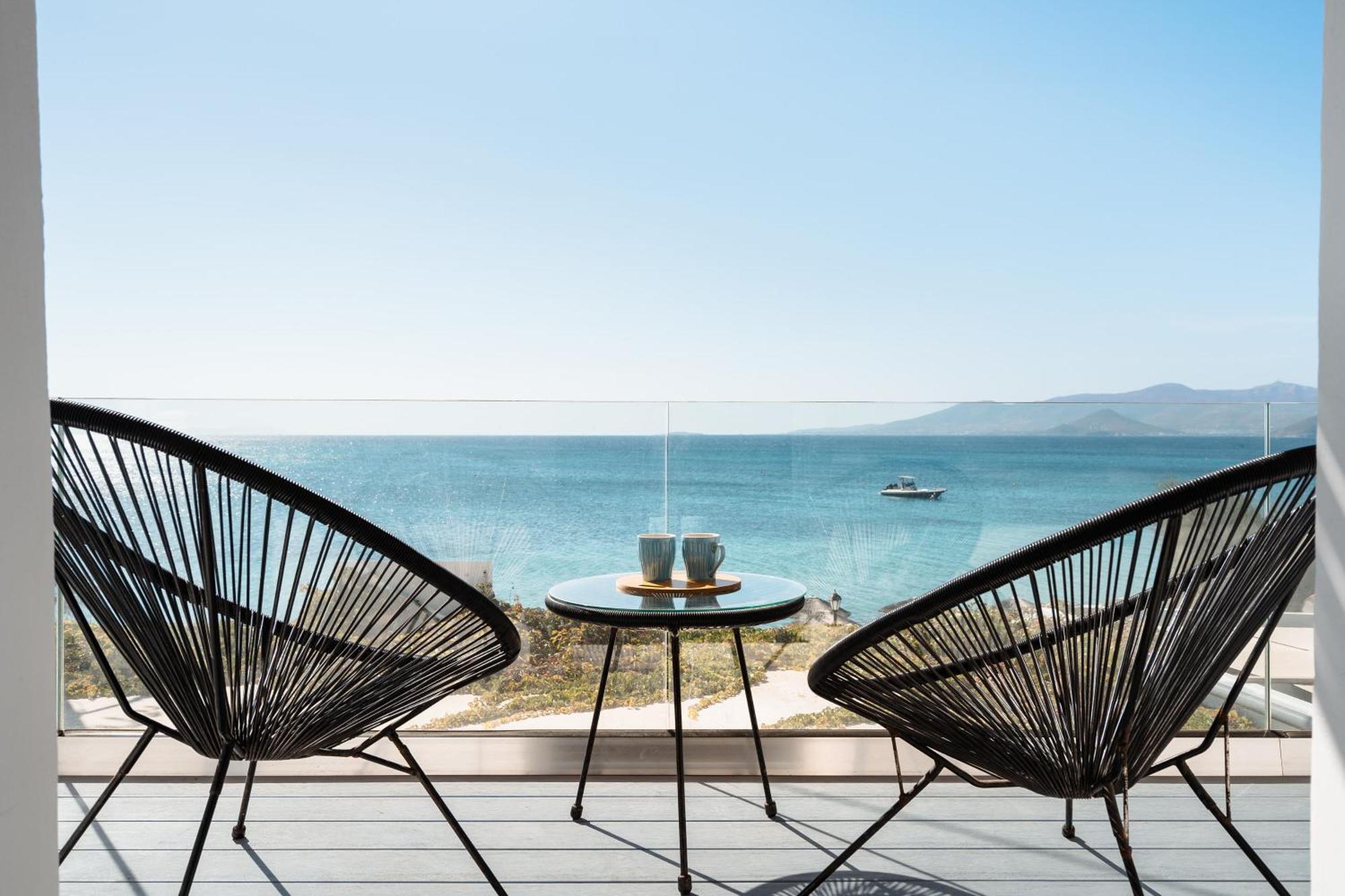Manios Suites Agia Anna  Exteriör bild