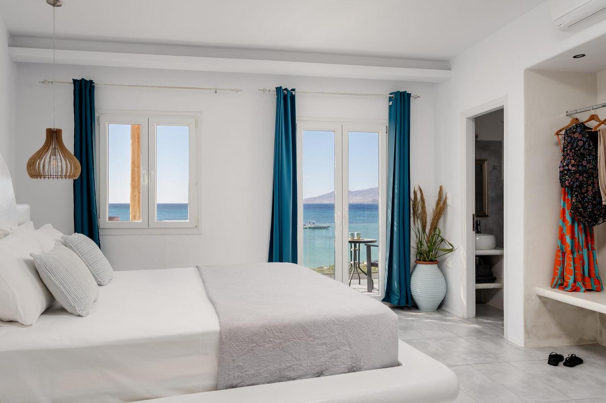 Manios Suites Agia Anna  Exteriör bild