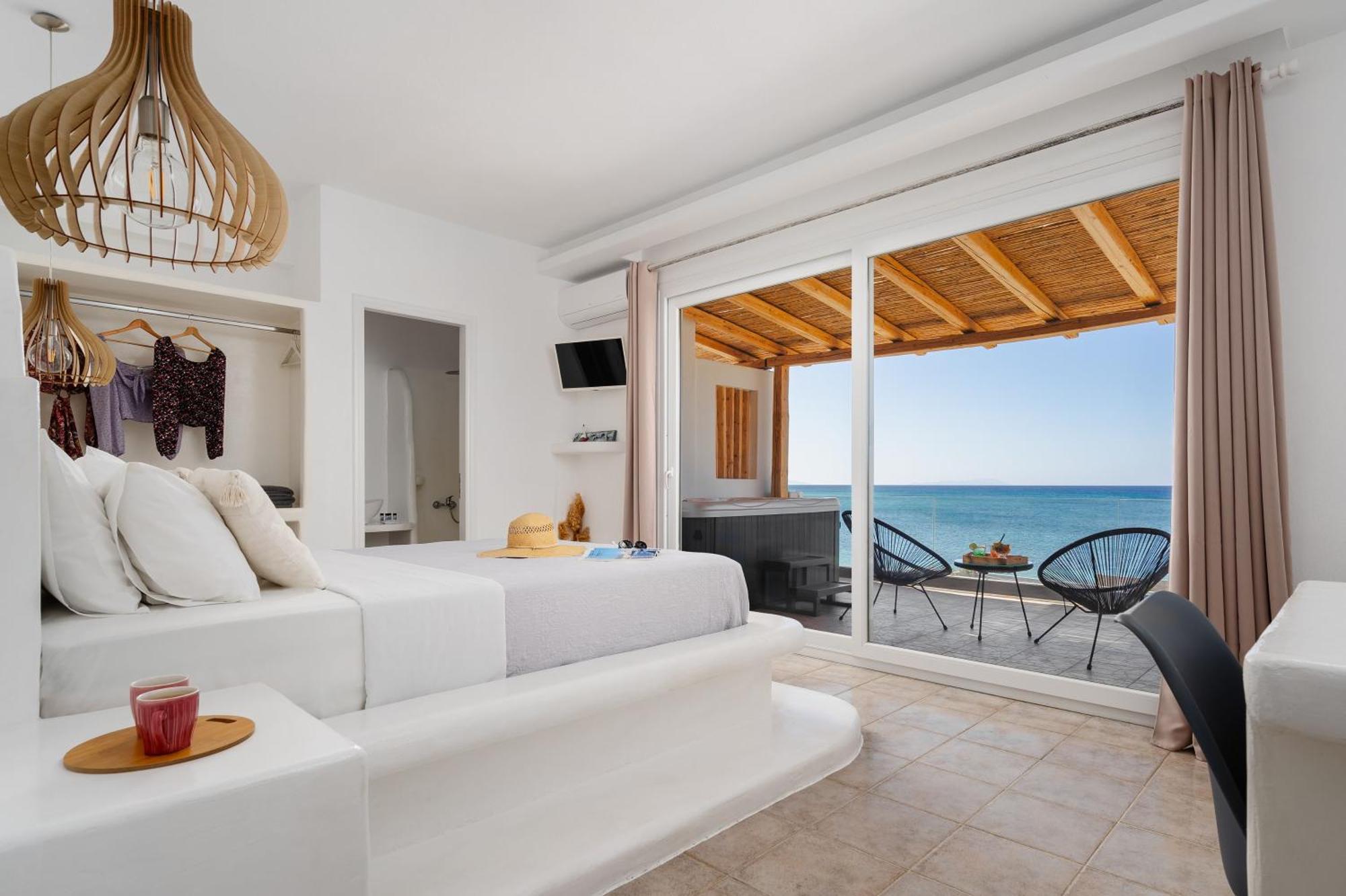 Manios Suites Agia Anna  Exteriör bild