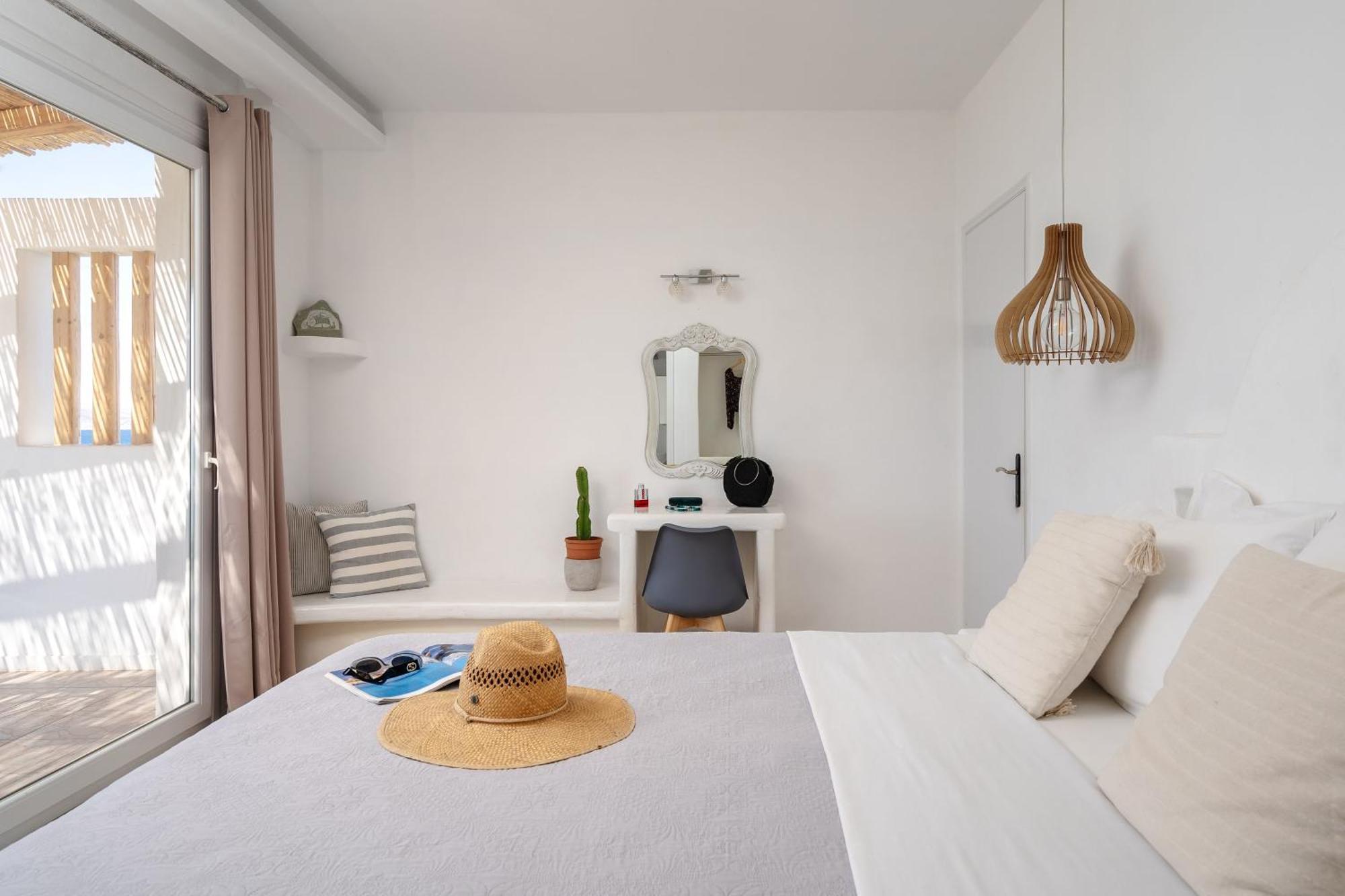 Manios Suites Agia Anna  Exteriör bild