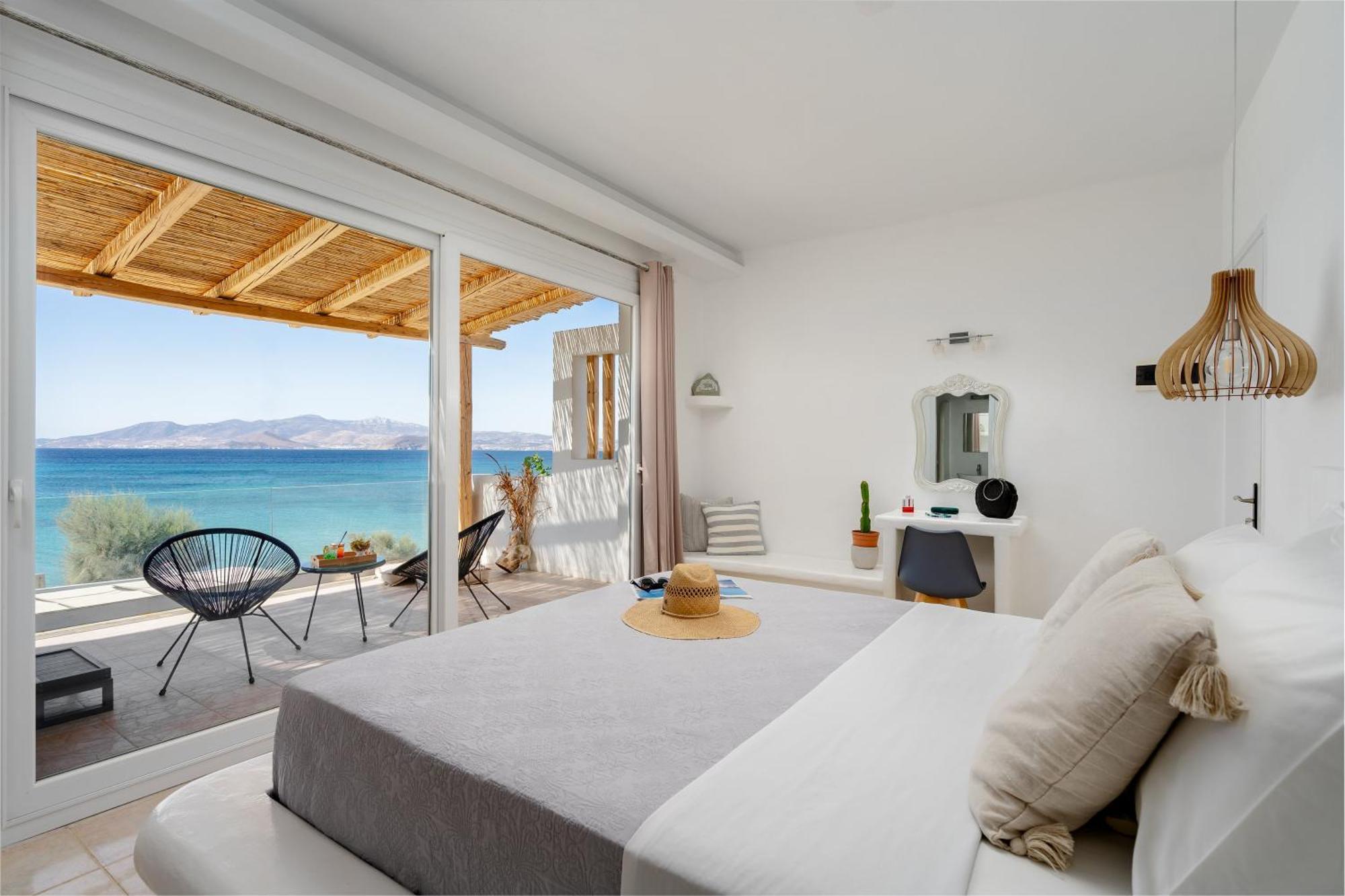 Manios Suites Agia Anna  Exteriör bild