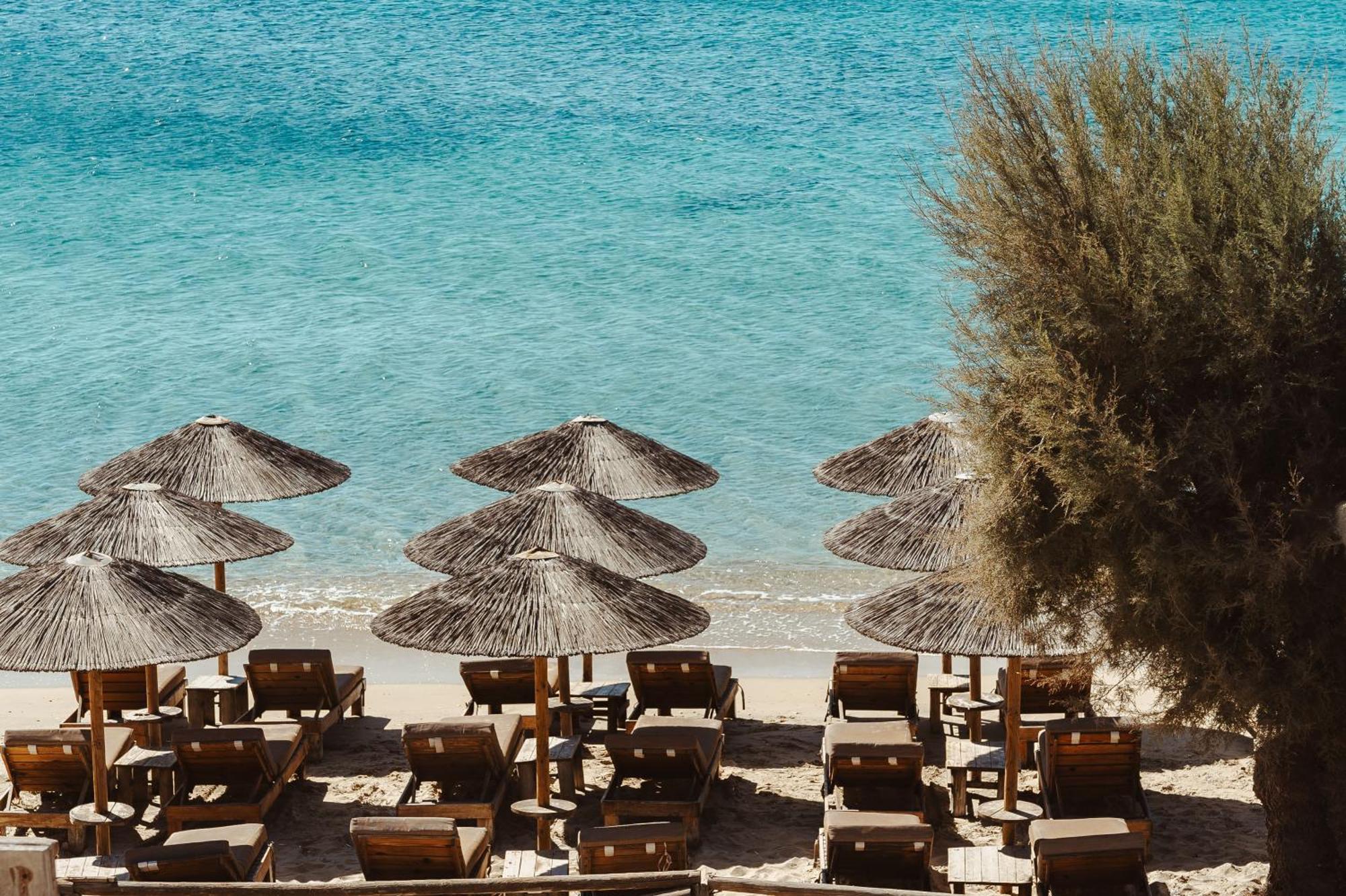 Manios Suites Agia Anna  Exteriör bild